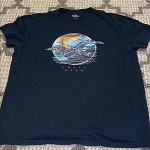 Hollister tshirt